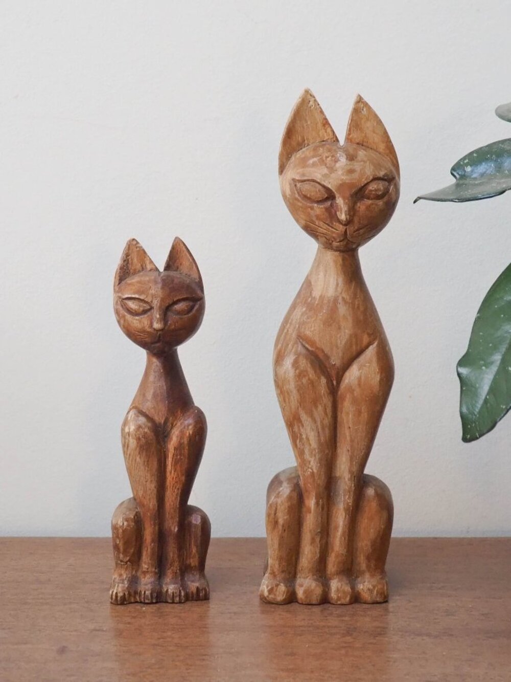 Vtg Hand Carved Wood Cat Figurine Pair - 60's Cat Statue Set of 2 - 10" & 7"